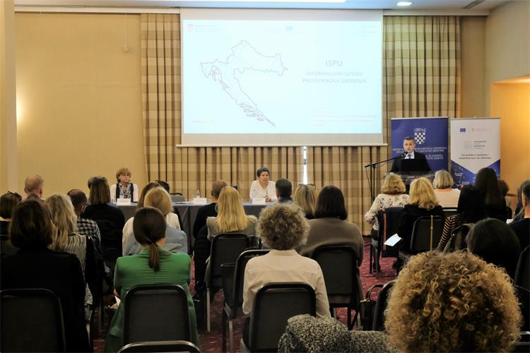 Slika /dokumenti/eRAZVOJ/2022_05_03_image-ZG-ISPU.JPG