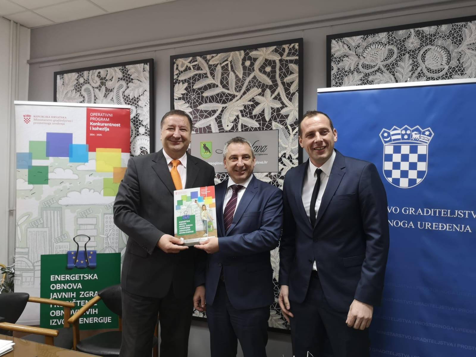 Slika /slike/Ministar/2019_01_21.lepoglava.1.jpg