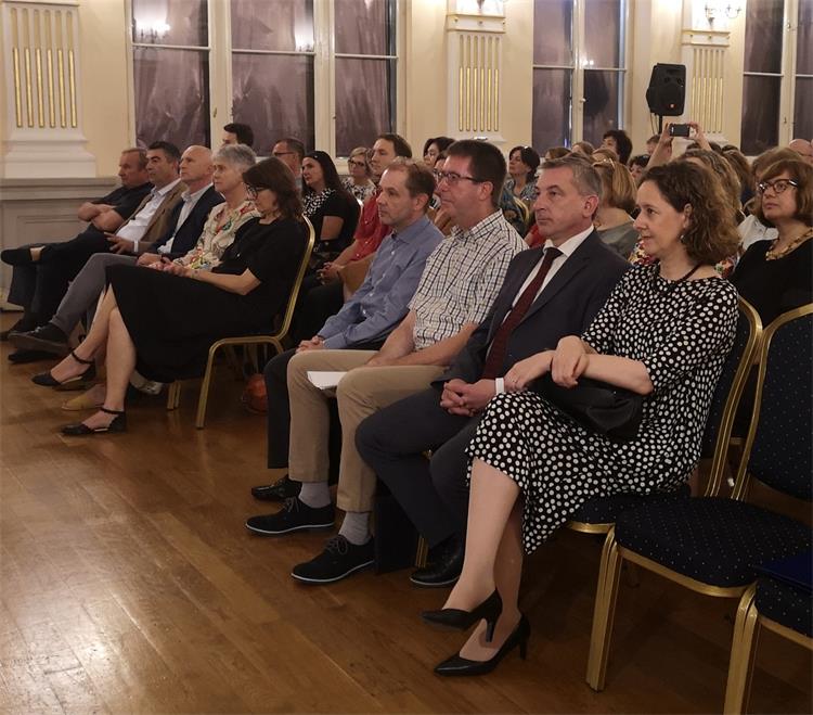 Slika /slike/Ministar/2019_06_11_ministar.Mimara2.jpg