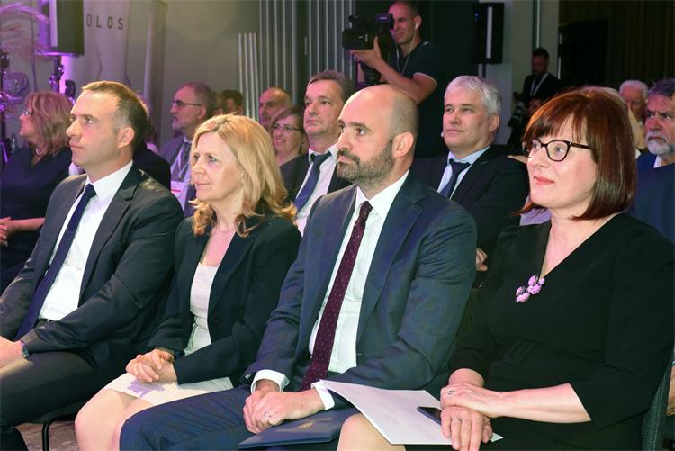 Slika /slike/Ministar/2022_06_09_image-1.jpg