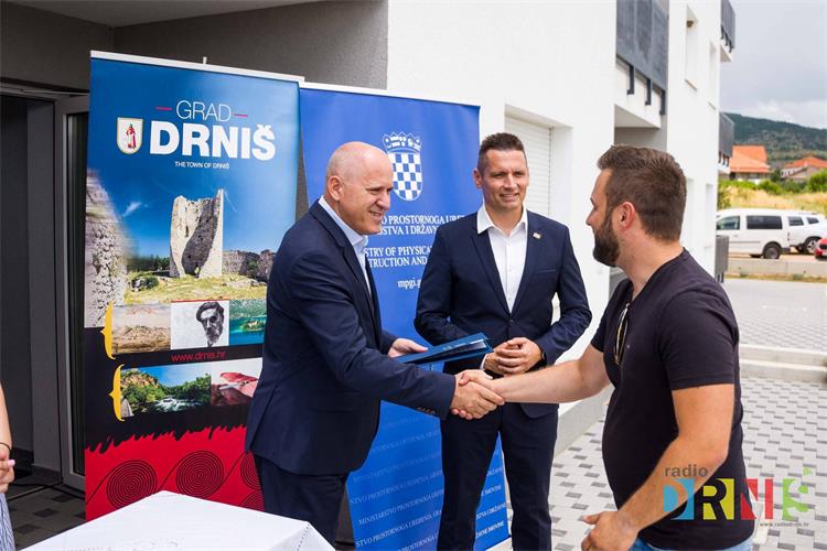 Slika /slike/Ministar/2024_06_27_image-Drnis.jpg