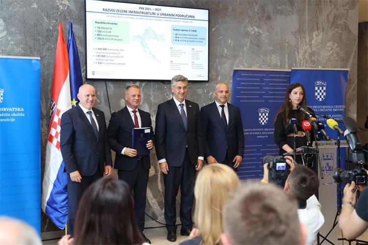 Slika /slike/Ministar/2026_07_03_Đakovo1.JPG