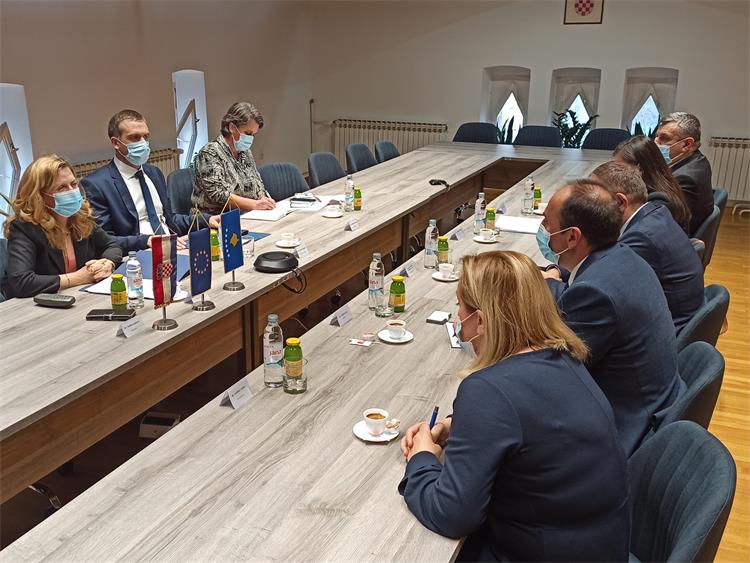 Slika /slike/Opcenito/16.02.2022._Posjet_kosovskog_ministra_1.jpg