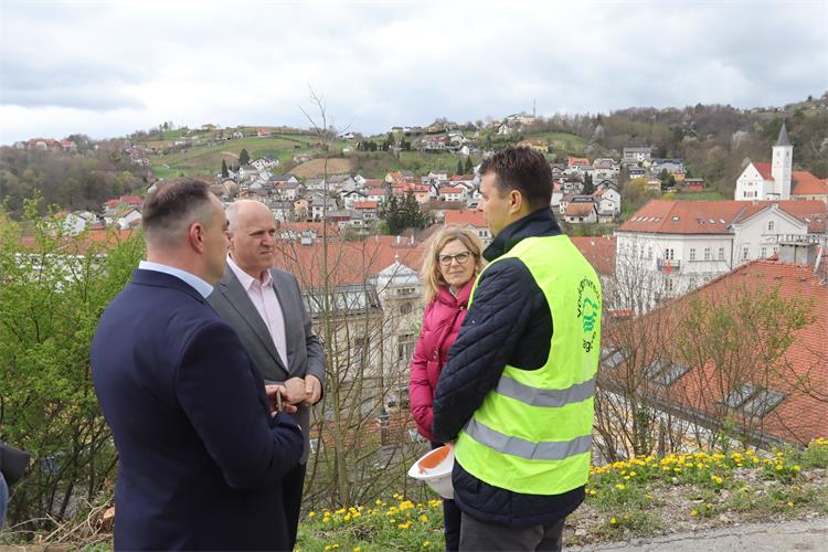 Slika /slike/Opcenito/2023_03_31_Krapina_1.JPG