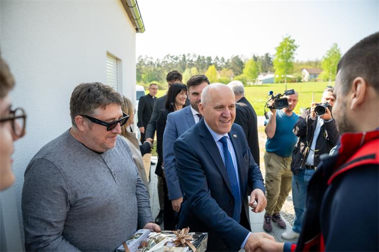 Photo slike/Ministar/2026_04_17_Petrinja1.jpg